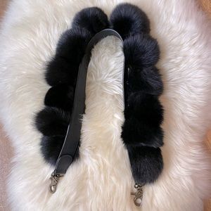 NWOT ZAC Zac Posen Genuine Fox Fur Bag Strap